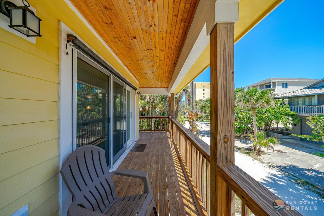 Dog Friendly Loft Steps From Beach With Gas Barbecue Grill And Upstairs Deck! New Smyrna Beach Extérieur photo