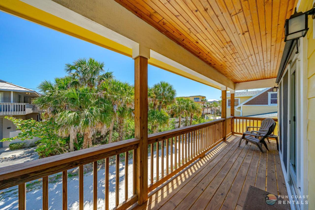 Dog Friendly Loft Steps From Beach With Gas Barbecue Grill And Upstairs Deck! New Smyrna Beach Extérieur photo