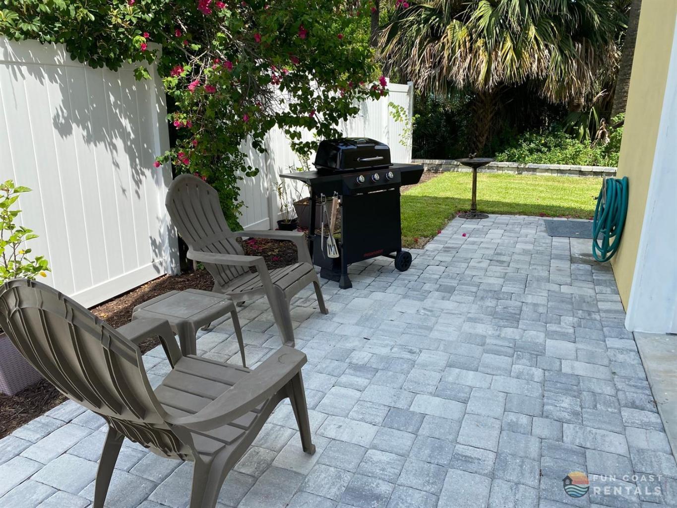 Dog Friendly Loft Steps From Beach With Gas Barbecue Grill And Upstairs Deck! New Smyrna Beach Extérieur photo